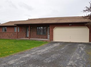 9 Tyler Trl, Hilton, NY 14468