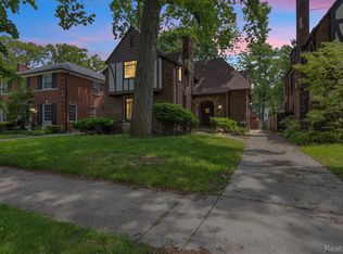 19510 Stratford Rd, Detroit, MI 48221