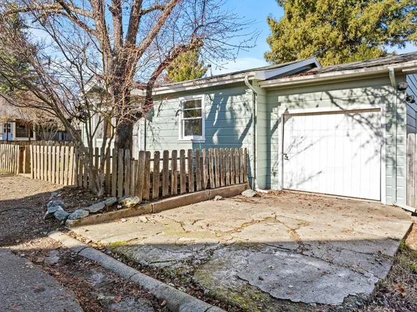 98 Harms Lane, Willits, CA 95490