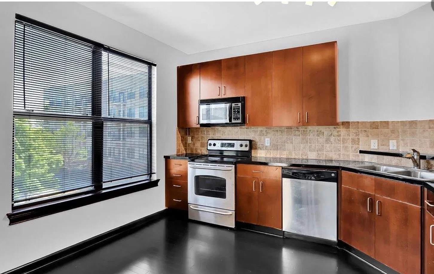 1 bed, $1,700 — Photo 1