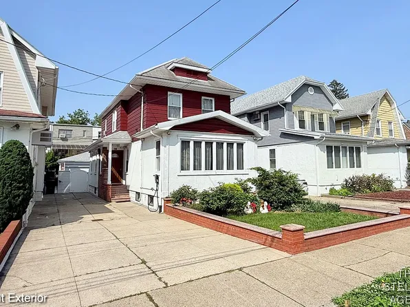 2160 E 36th St, Brooklyn, NY 11234