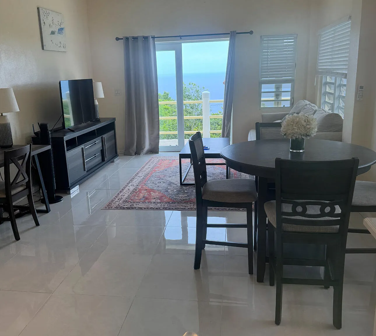 1 bed, 700 sqft, $2,500 — Photo 1