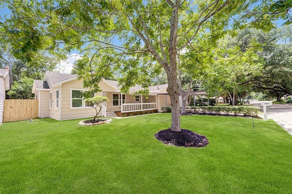 707 E Humble St, Baytown, TX 77520 Zillow