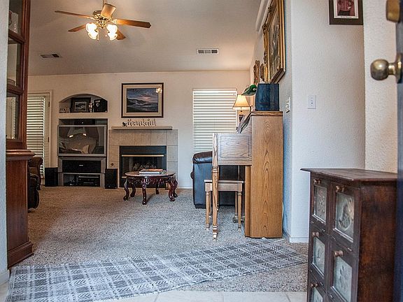 5th image of 2738 W Sunnyview Ct