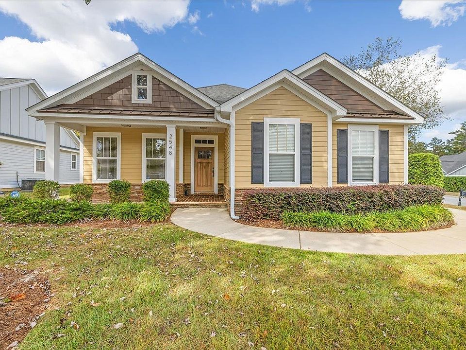 1st image of 2548 Halleck Ln