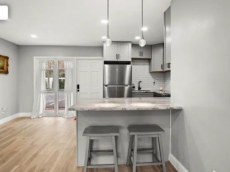 8303 Bardmoor Blvd #105 — Photo 10