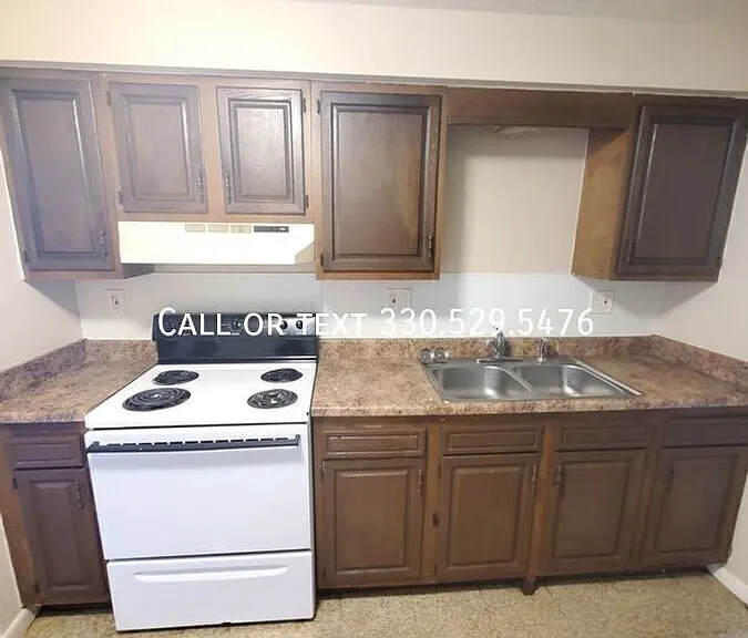591 E Buchtel Ave — Photo 4