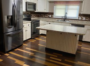 135 Big Springs Rd, Elizabethton, TN 37643