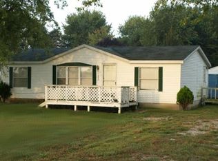 11932 N Fuzzy Bear Rd, Cromwell, IN 46732