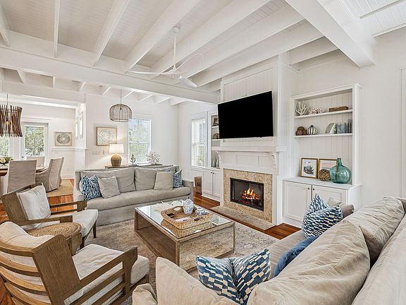 5th image of 90 Silver Laurel Way