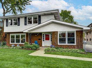 9826 Nottingham Ave, Chicago Ridge, IL 60415