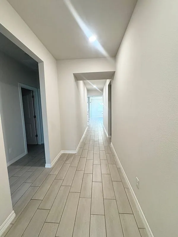 4 bed, 2.0 bath, 1498 sqft, $1,950 — Photo 4