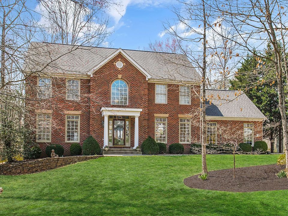 1st image of 2031 Somerset Dr