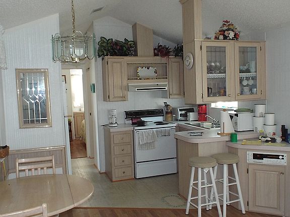 3rd image of 14270 SE 125th Dr #251
