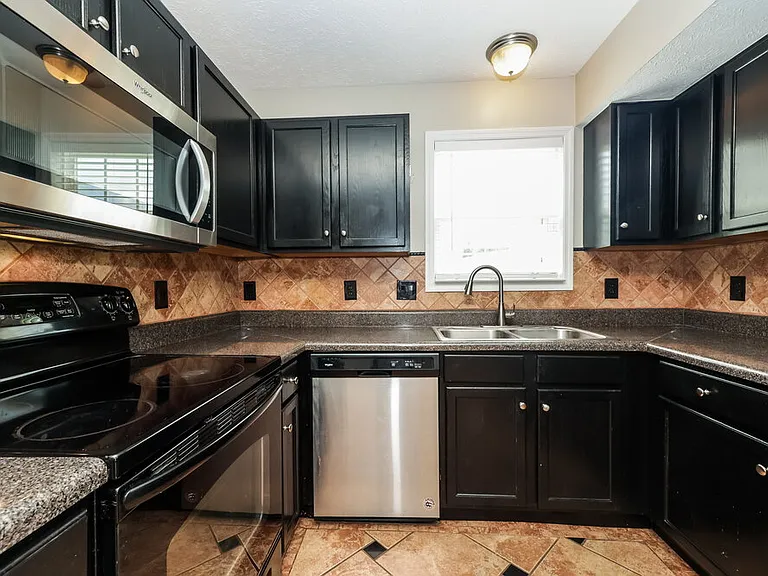 3119 Swilly Ct — Photo 8