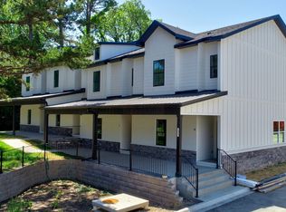 1333-2 W Mount Comfort Rd, Fayetteville, AR 72703