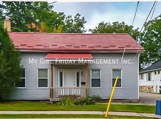 13 Menno St, Waterloo, ON N2L 2A4