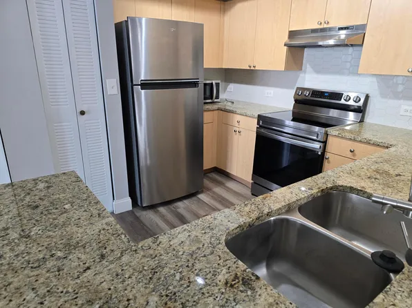 701 Villa Circle, Boynton Beach, FL 33435