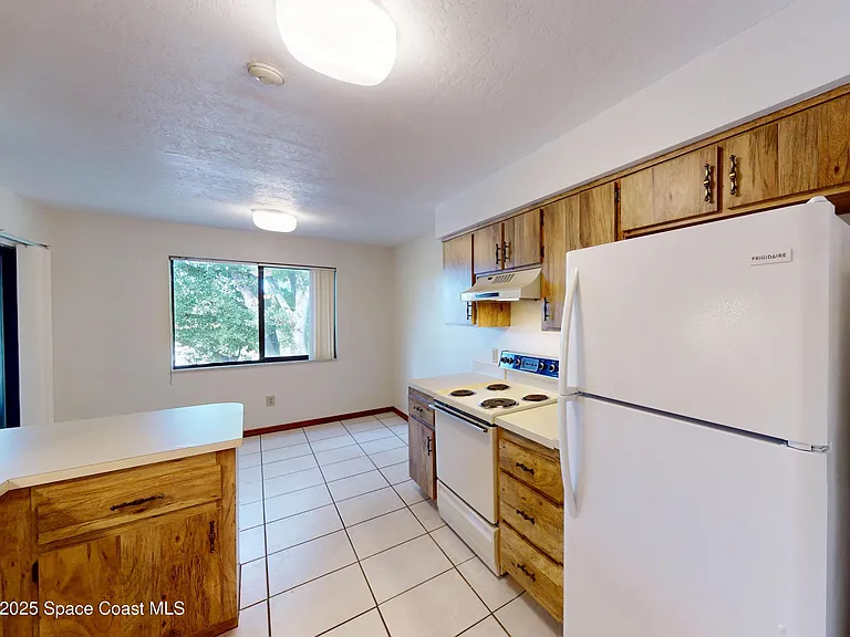 9017 Manchester Ln #21E — Photo 7