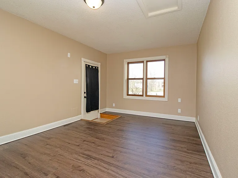 1563 6th Ave N #1 — Photo 13