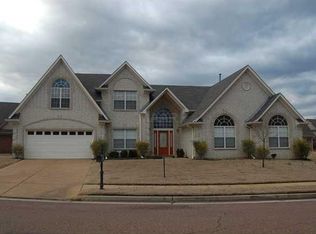 8516 Boothes Ridge Dr, Memphis, TN 38125