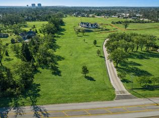 23W731 Hobson Rd, Naperville, IL 60540