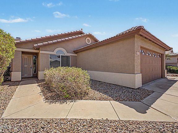 3rd image of 8625 W PARADISE Drive