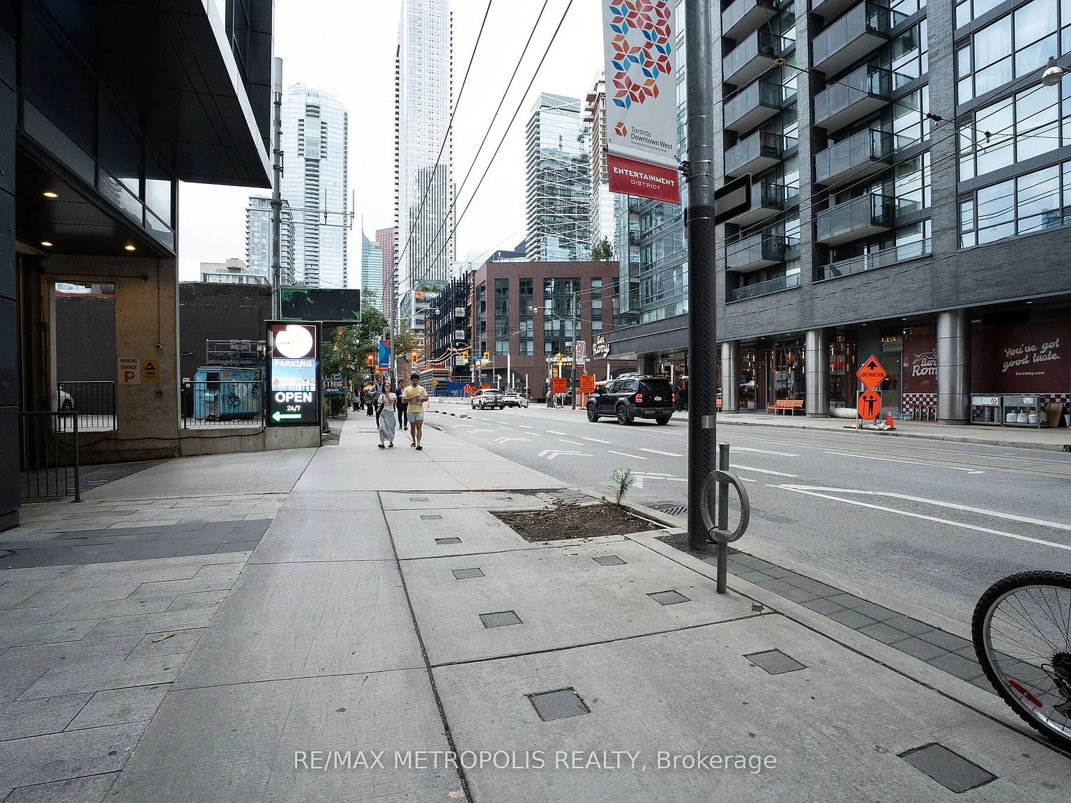 2 bed, $4,580 — Photo 2