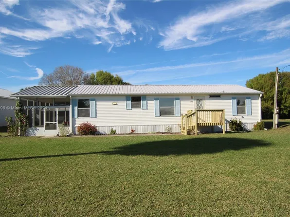 1245 Alligator Rd, Moore Haven, FL 33471