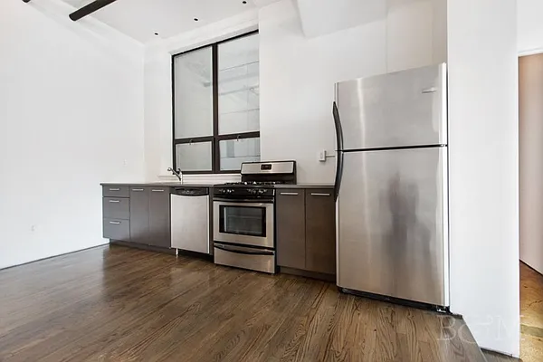 Rented by Brick&Mortar | media 16