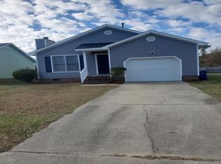 1566 Hazelcrest Dr, Fayetteville, NC 28304