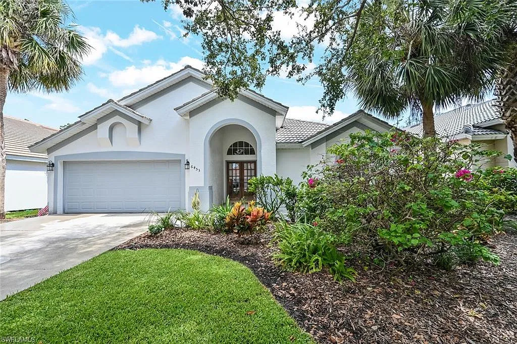3 bed, 2.0 bath, 1729 sqft, $9,500 — Photo 1