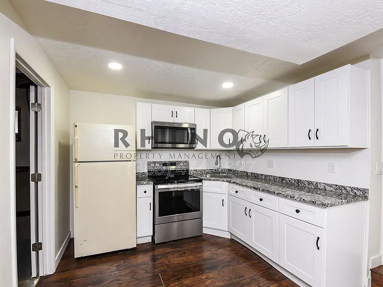 983 E Dry Gulch Cir — Photo 3