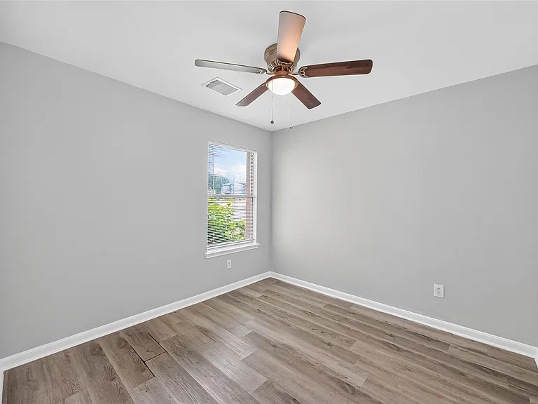 22851 Twisting Pine Dr — Photo 19