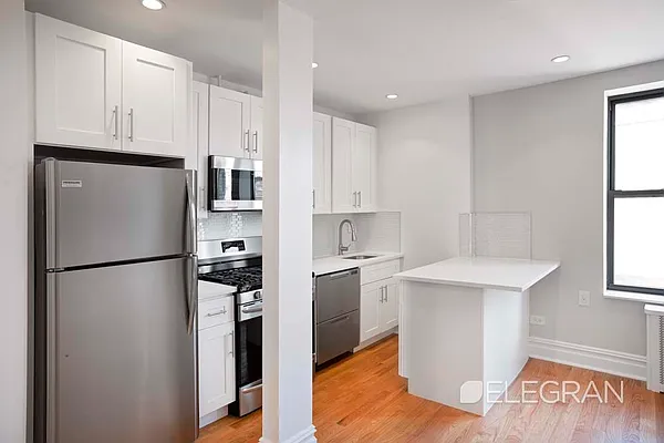 Rented by (Legacy) Elegran | media 18