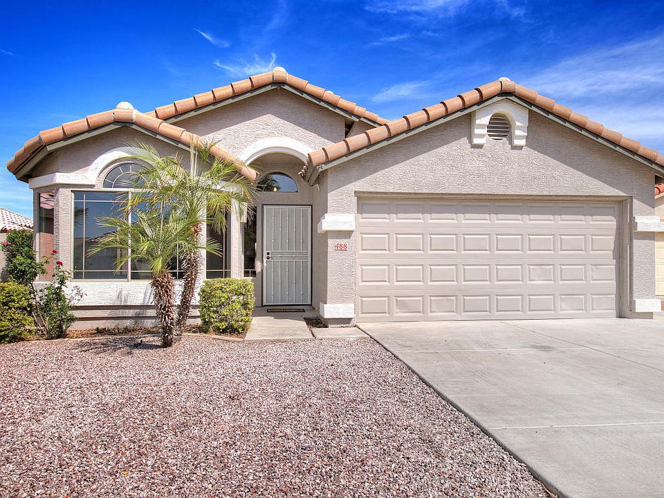 1st image of 488 E Cantebria Dr