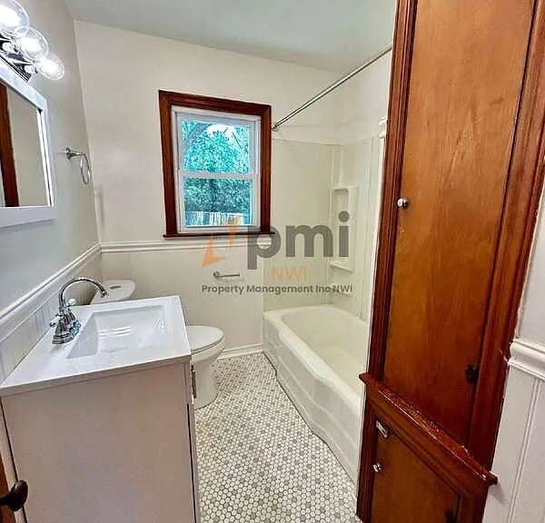 9344 Keilman St — Photo 10