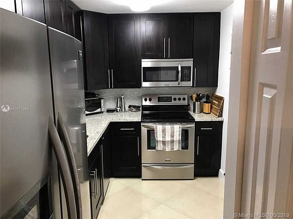 3rd image of 9301 SW 92nd Ave APT C320