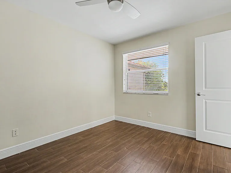 1250 SW 113th Ter #204 — Photo 26