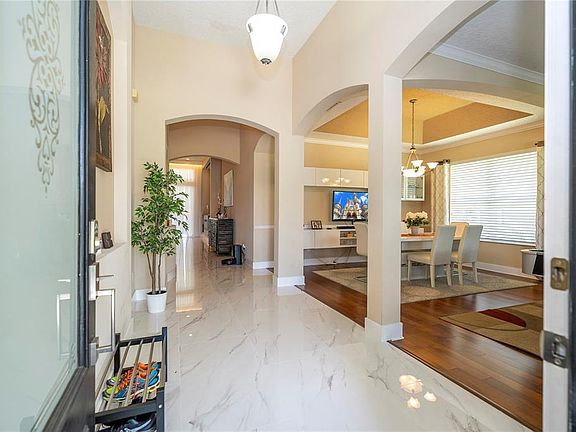 3rd image of 10301 OAKVIEW POINTE TERRACE