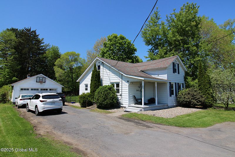 2nd image of 202 Church Avenue