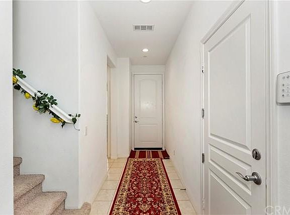 4th image of 16080 Apricot Ave