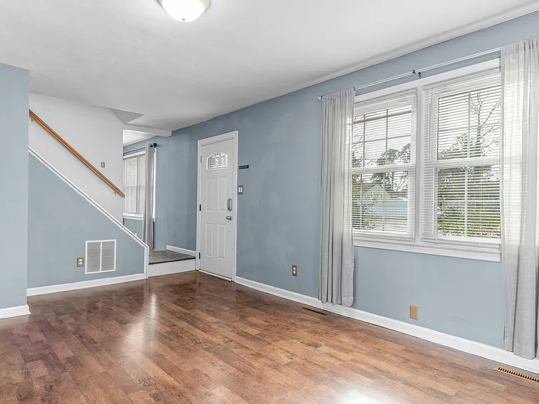 3220 Deer Park Dr — Photo 6