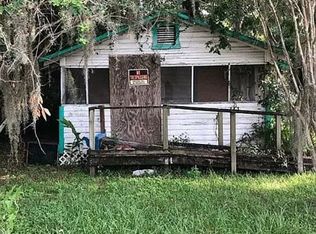 1022 Laguna Dr, Indian Lake Estates, FL 33855