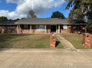 2500 Margaret Lynn Ln, Muskogee, OK 74403