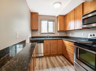 2213 NW 59th St #202, Seattle, WA 98107