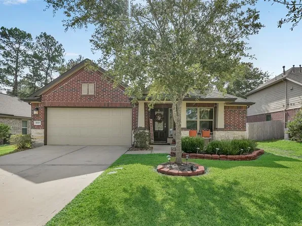 1700 Hickory Burl Ln, Conroe, TX 77301