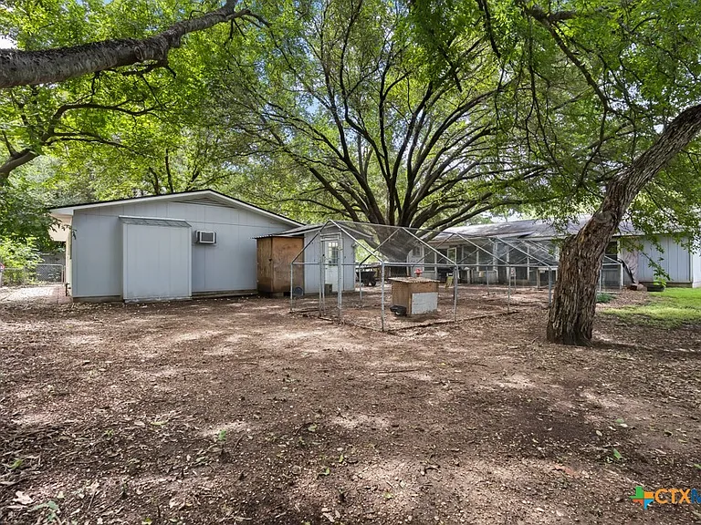 761 Whippoorwill Dr #B — Photo 20