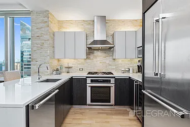 Rented by (Legacy) Elegran