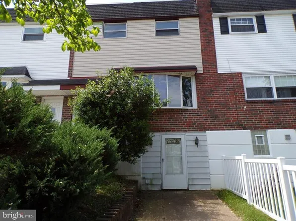 3102 Derry Rd, Philadelphia, PA 19154